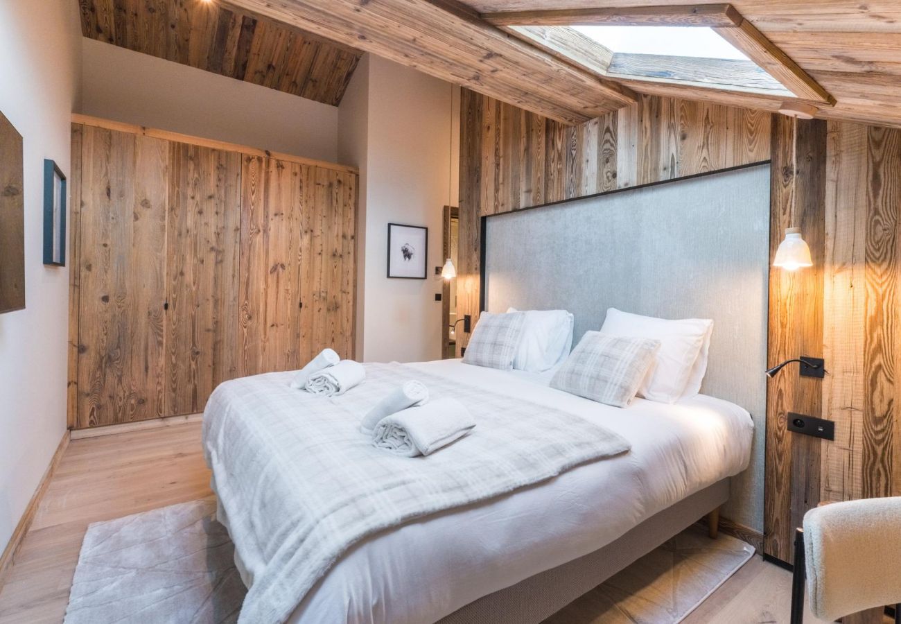 Méribel flat rental close to the slopes and the centre, prestige mountain concierge, airbnb luxury agency, 8 people, alps 