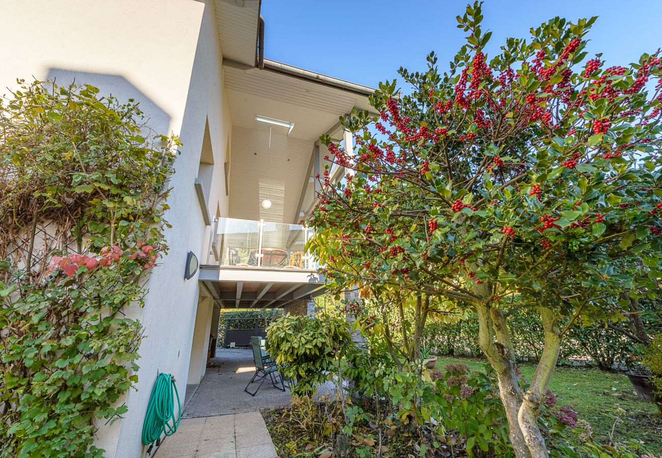 Guest house, authentic, family home, for rent, winter, snow, waterfront, marina, nearby beach