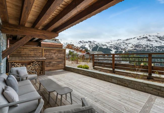 Meribel residence at the foot of the slopes, where to stay in Meribel, cocooning airbnb in the French Alps, ski in out