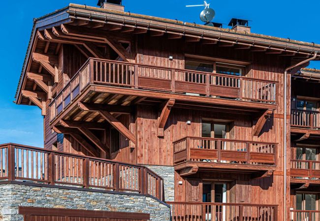 Chalet in Courchevel - Winter Courchevel -- Semi-Chalet Grande Casse, 4★