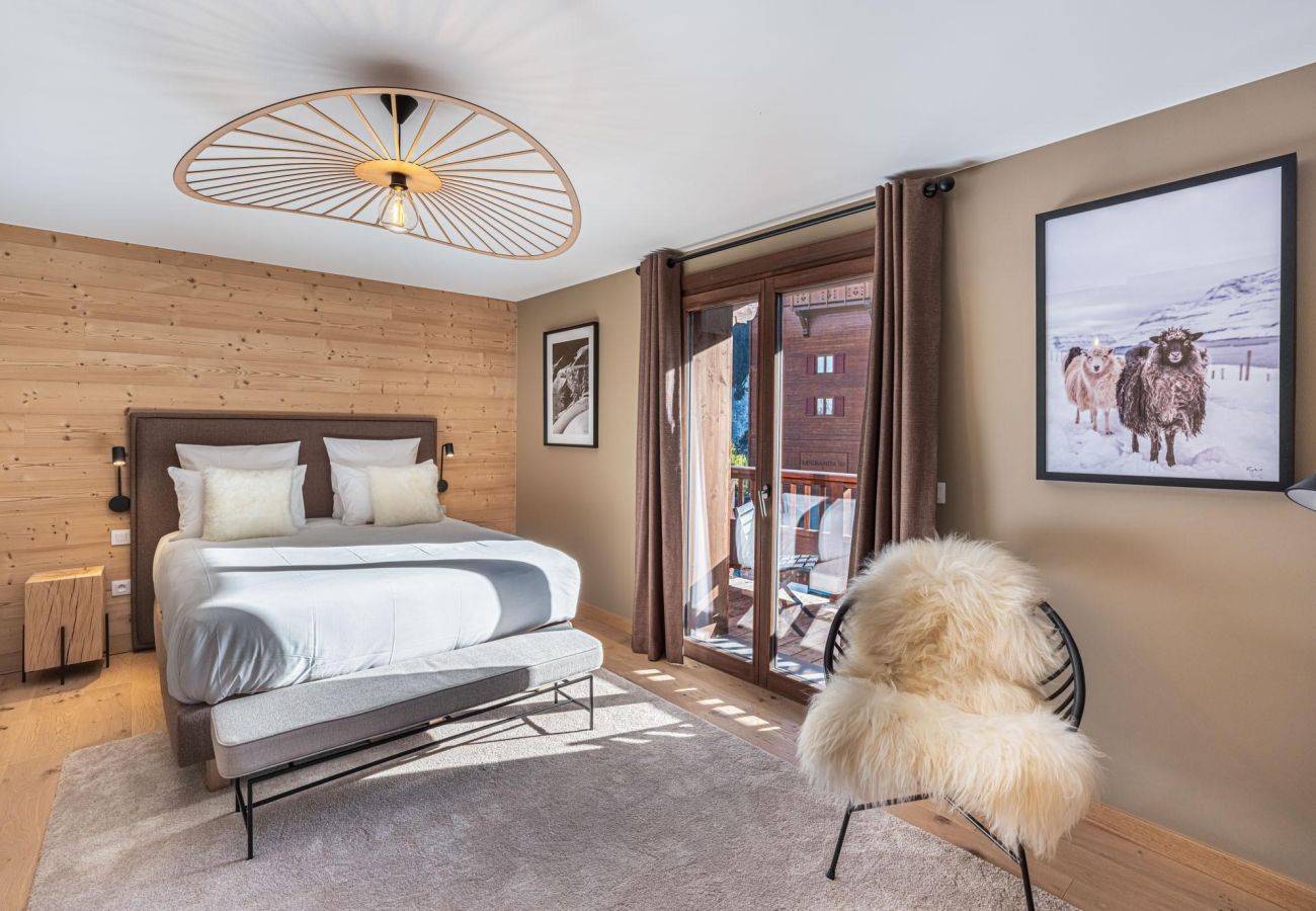 Chalet in Courchevel - Winter Courchevel -- Semi-Chalet Grande Casse, 4★