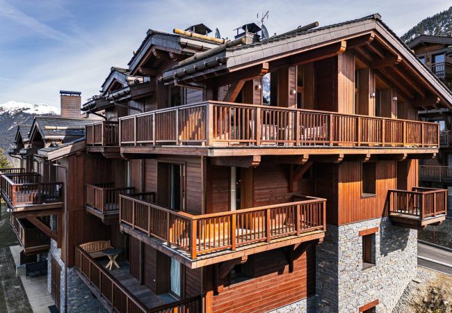 Chalet in Courchevel - Winter Courchevel -- Semi-Chalet Belle Place 2 Chalet in Courchevel - Winter Courchevel -- Semi-Chalet Belle Place 2