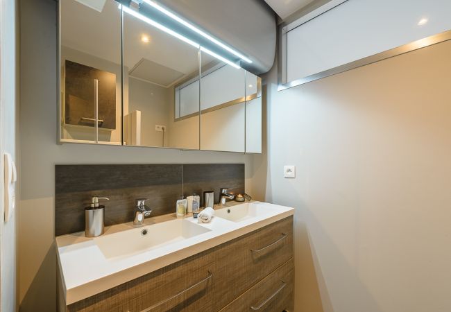 Apartment in Annecy - Aux Portes de l'Imperial, 1st floor, 4pax Apartment in Annecy - Aux Portes de l'Imperial, 1st floor, 4pax