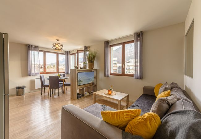 Apartment in Annecy - Aux Portes de l'Imperial, 4th floor, 4pax Apartment in Annecy - Aux Portes de l'Imperial, 4th floor, 4pax