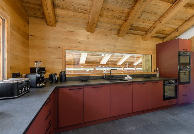 Chalet in La Clusaz - LCZ- Chalet Osmose - Piscine-Sauna-Jacuzzi Chalet in La Clusaz - LCZ- Chalet Osmose - Piscine-Sauna-Jacuzzi