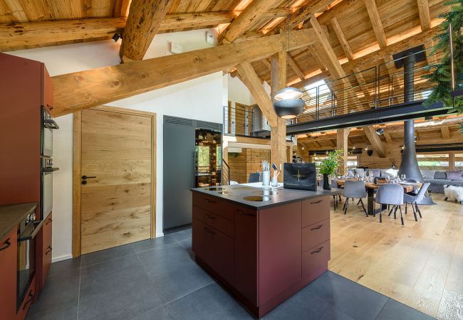 Chalet in La Clusaz - LCZ- Chalet Osmose - Piscine-Sauna-Jacuzzi Chalet in La Clusaz - LCZ- Chalet Osmose - Piscine-Sauna-Jacuzzi