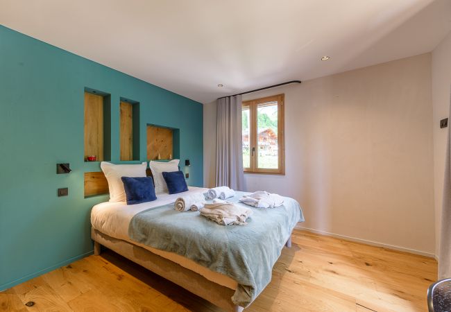 Chalet in La Clusaz - LCZ- Chalet Osmose - Piscine-Sauna-Jacuzzi Chalet in La Clusaz - LCZ- Chalet Osmose - Piscine-Sauna-Jacuzzi