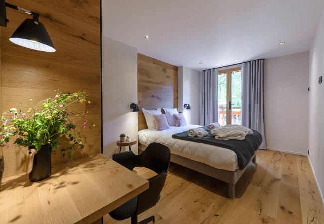 Chalet in La Clusaz - LCZ- Chalet Osmose - Piscine-Sauna-Jacuzzi Chalet in La Clusaz - LCZ- Chalet Osmose - Piscine-Sauna-Jacuzzi