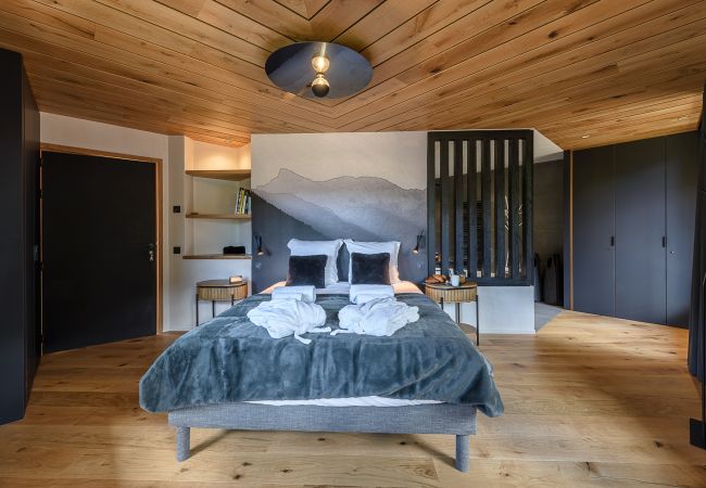 Chalet in La Clusaz - LCZ- Chalet Osmose - Piscine-Sauna-Jacuzzi Chalet in La Clusaz - LCZ- Chalet Osmose - Piscine-Sauna-Jacuzzi