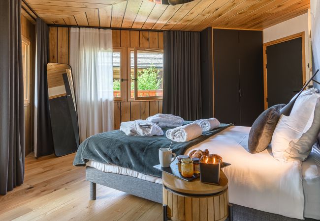 Chalet in La Clusaz - LCZ- Chalet Osmose - Piscine-Sauna-Jacuzzi Chalet in La Clusaz - LCZ- Chalet Osmose - Piscine-Sauna-Jacuzzi