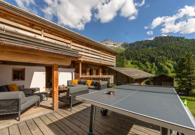 Chalet in La Clusaz - LCZ- Chalet Osmose - Piscine-Sauna-Jacuzzi Chalet in La Clusaz - LCZ- Chalet Osmose - Piscine-Sauna-Jacuzzi