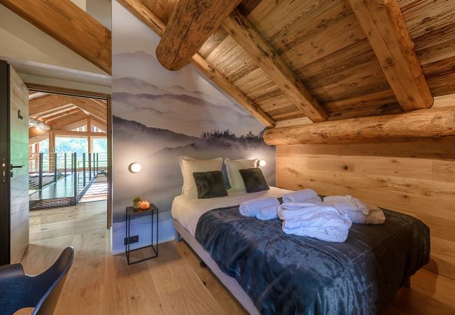 Chalet in La Clusaz - LCZ- Chalet Osmose - Piscine-Sauna-Jacuzzi Chalet in La Clusaz - LCZ- Chalet Osmose - Piscine-Sauna-Jacuzzi