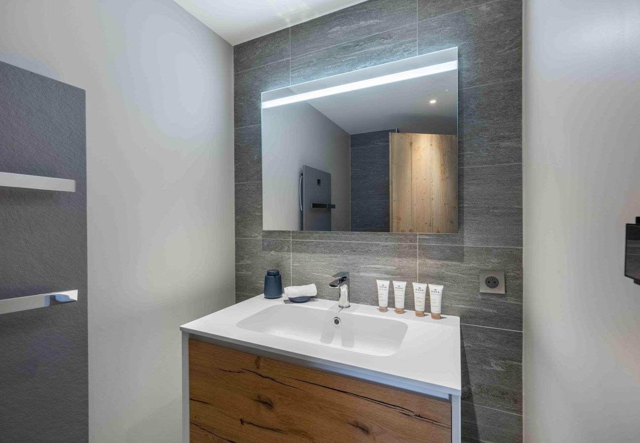 Apartment in Courchevel - Winter Courchevel -- Phoenix 205