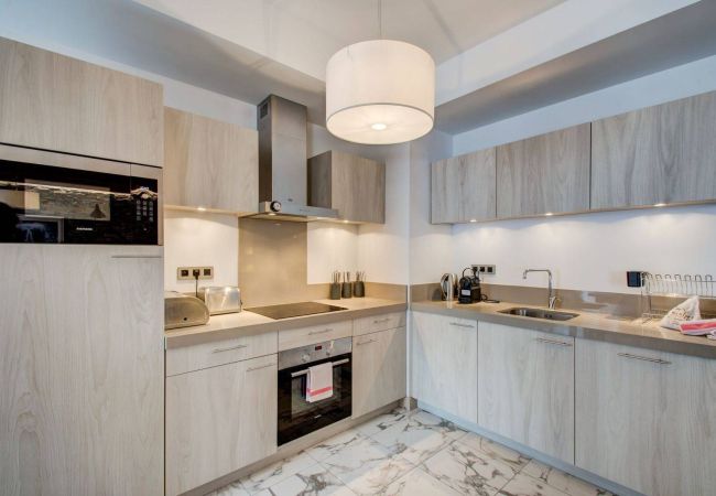 Apartment in Courchevel - Winter Courchevel -- Carre Blanc 361 de standing Apartment in Courchevel - Winter Courchevel -- Carre Blanc 361 de standing