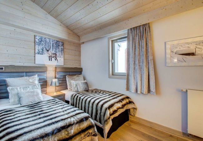 Apartment in Courchevel - Winter Courchevel -- Carre Blanc 361 de standing Apartment in Courchevel - Winter Courchevel -- Carre Blanc 361 de standing