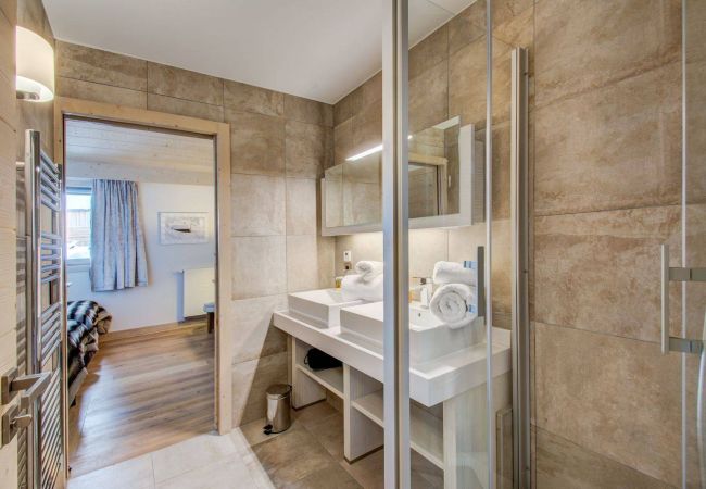 Apartment in Courchevel - Winter Courchevel -- Carre Blanc 361 de standing Apartment in Courchevel - Winter Courchevel -- Carre Blanc 361 de standing