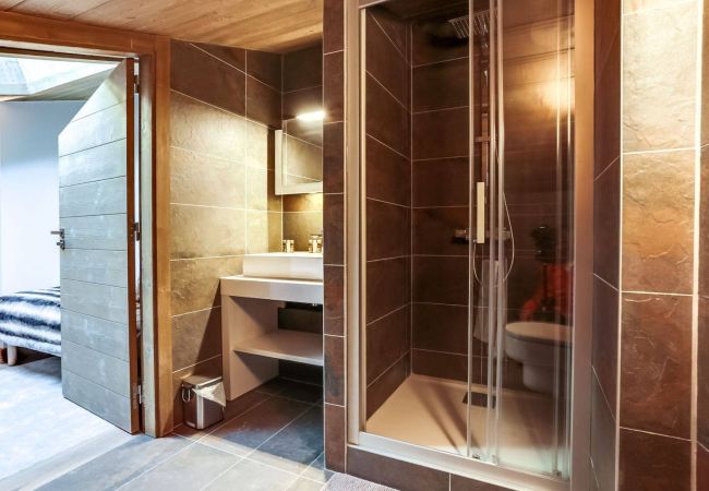 Apartment in Courchevel - Winter Courchevel -- Carre Blanc 250 de standing Apartment in Courchevel - Winter Courchevel -- Carre Blanc 250 de standing