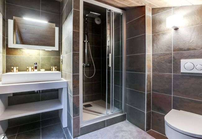 Apartment in Courchevel - Winter Courchevel -- Carre Blanc 250 de standing Apartment in Courchevel - Winter Courchevel -- Carre Blanc 250 de standing