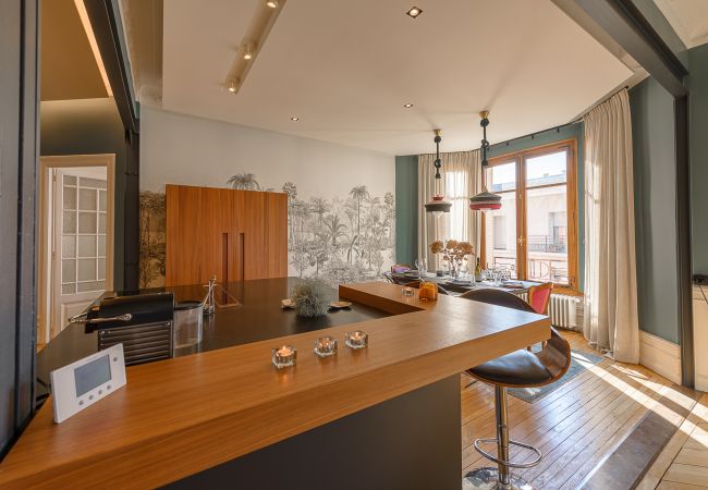 Apartment in Annecy - ANNECY - Le Bel Epoque, coeur du centre-ville Apartment in Annecy - ANNECY - Le Bel Epoque, coeur du centre-ville