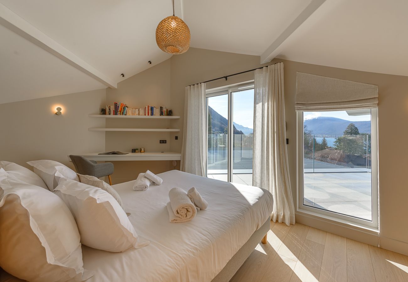 Villa in Annecy-le-Vieux - ANNECY-Villa Paradise*****  Vue, Piscine, Jacuzzi