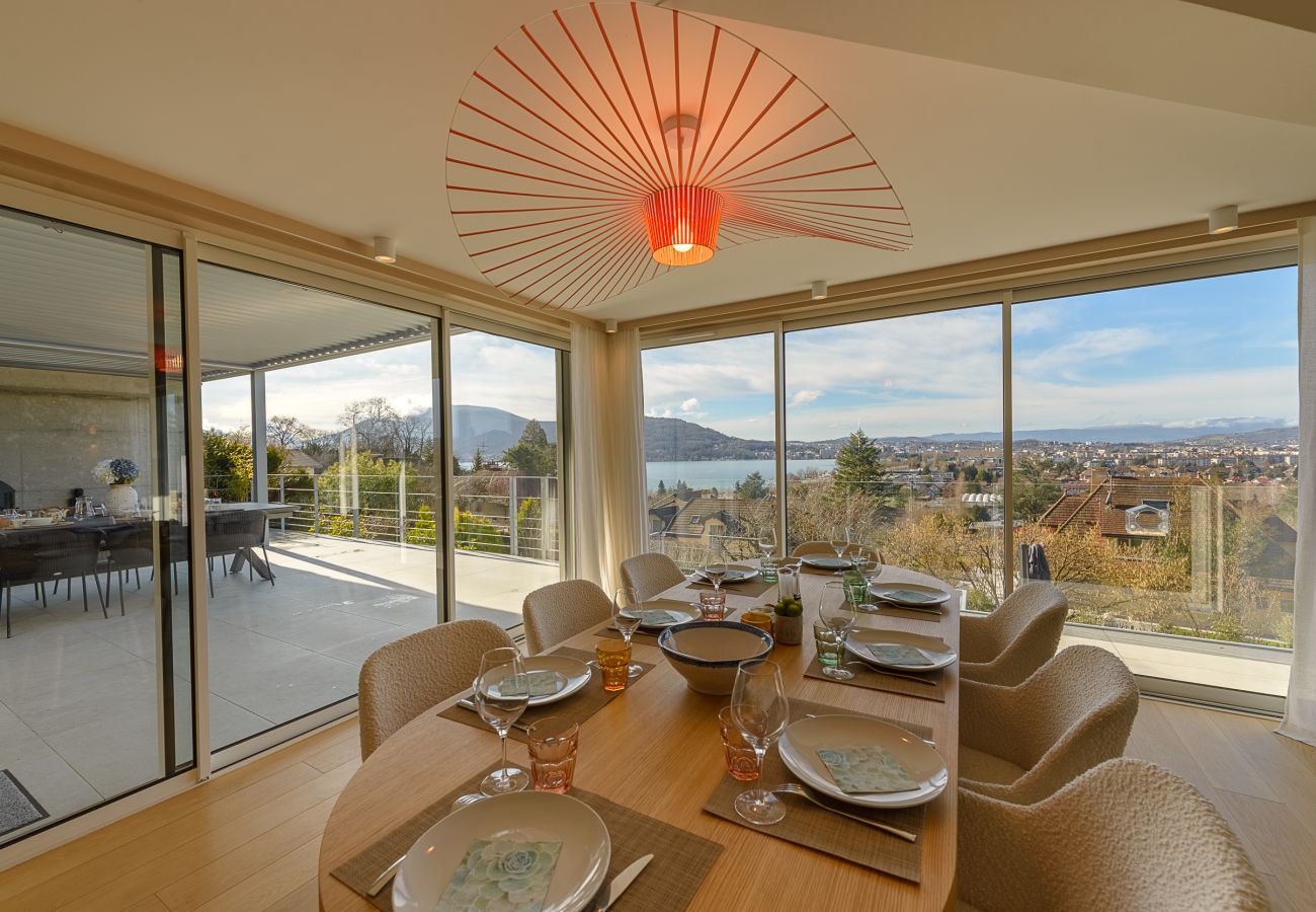 Villa in Annecy-le-Vieux - ANNECY-Villa Paradise*****  Vue, Piscine, Jacuzzi