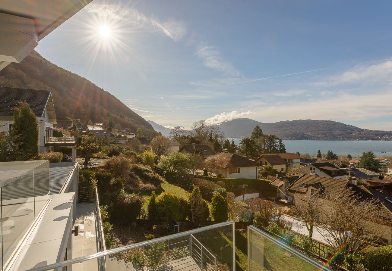 Villa in Annecy-le-Vieux - ANNECY-Villa Paradise*****  Vue, Piscine, Jacuzzi