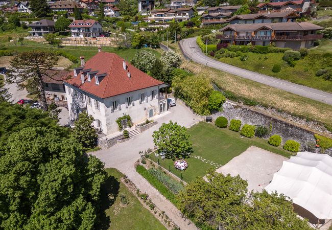 Country house in Veyrier-du-Lac - Le Vignoble du Lac, domaine de 29p avec vue Country house in Veyrier-du-Lac - Le Vignoble du Lac, domaine de 29p avec vue