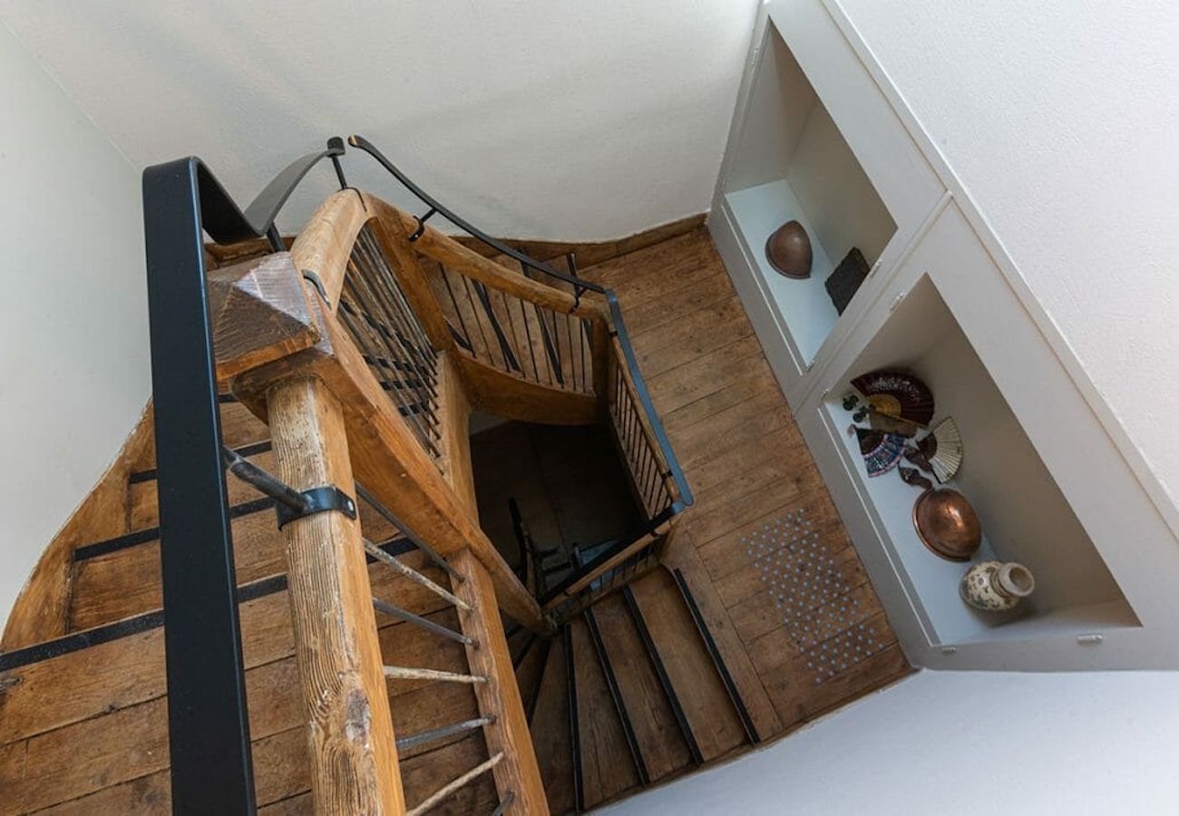 Country house in Veyrier-du-Lac - Le Vignoble du Lac, Domaine avec vue. 17p.