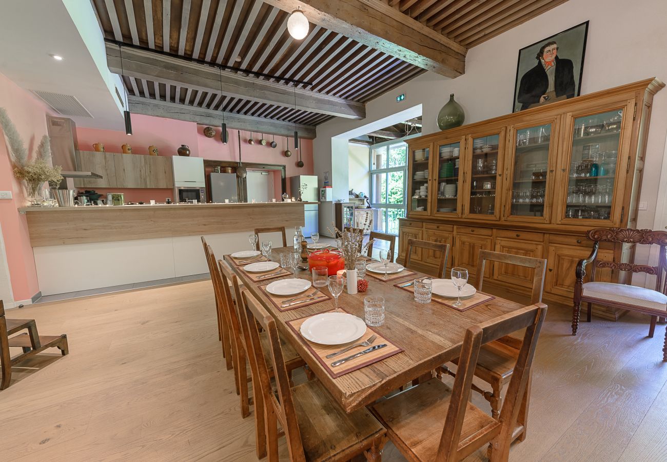 Open-style kitchen for sharing memories, terrace access
