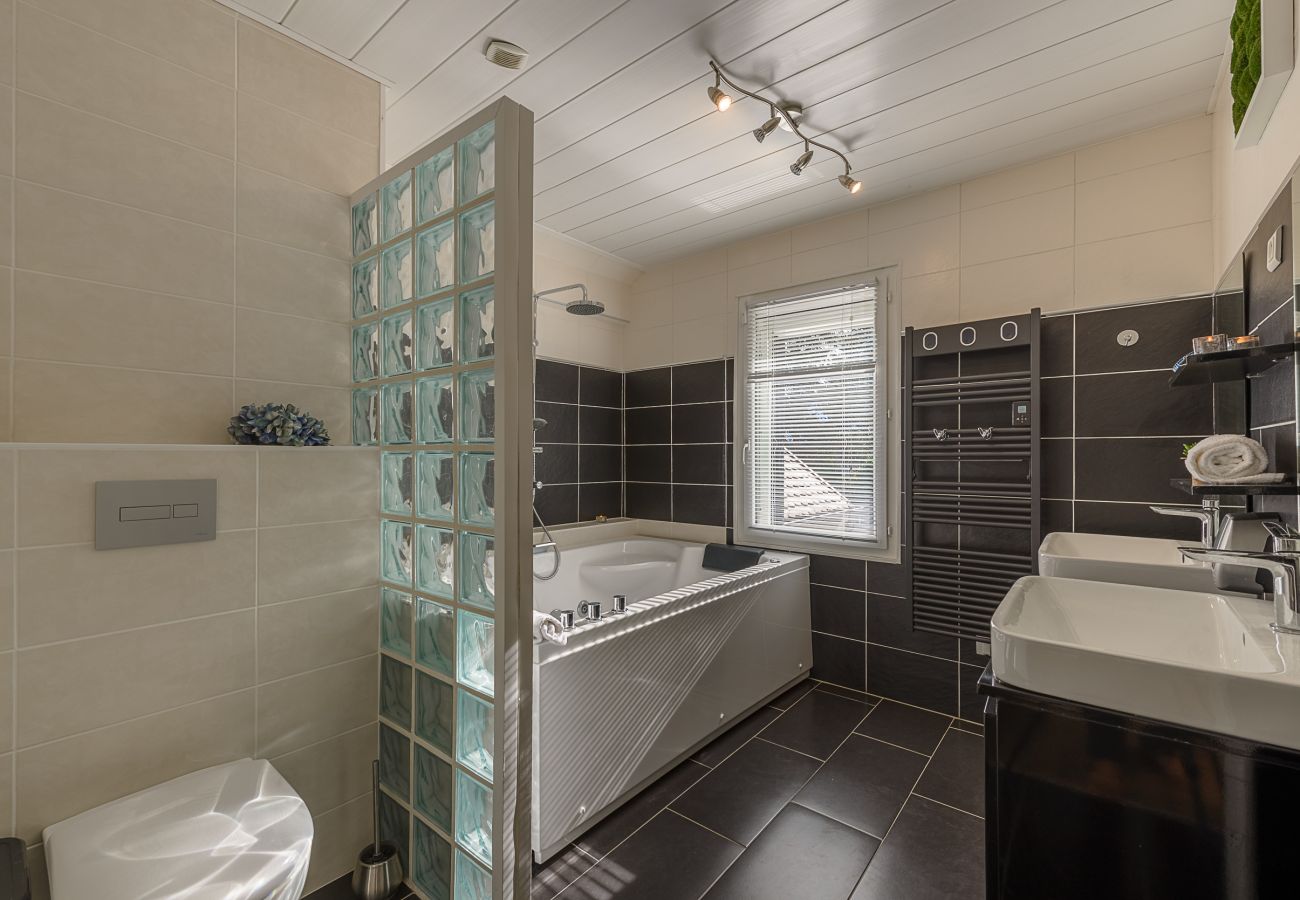 House in Doussard - BREDANNAZ - Belle Evasion, plage privée & tennis