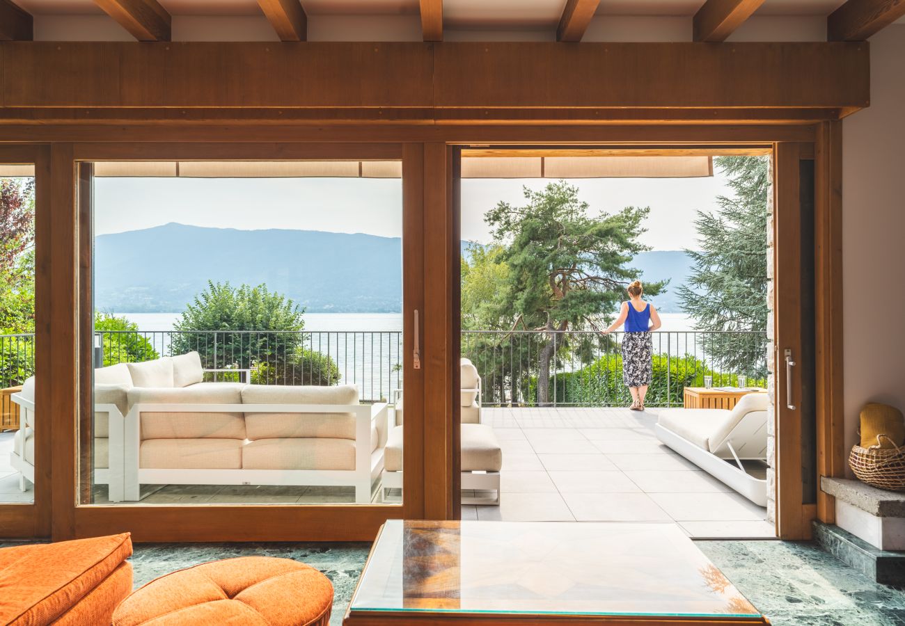 Villa in Veyrier-du-Lac - VEYRIER - Villa Jade, plage privée, 14p