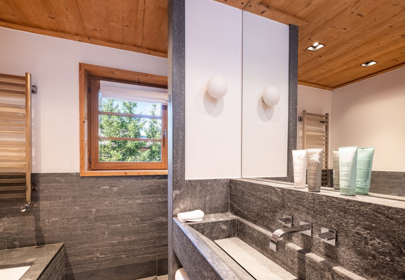 Chalet in Megève - WINTER MEGEVE __ Refuge des Étoiles, Piscine