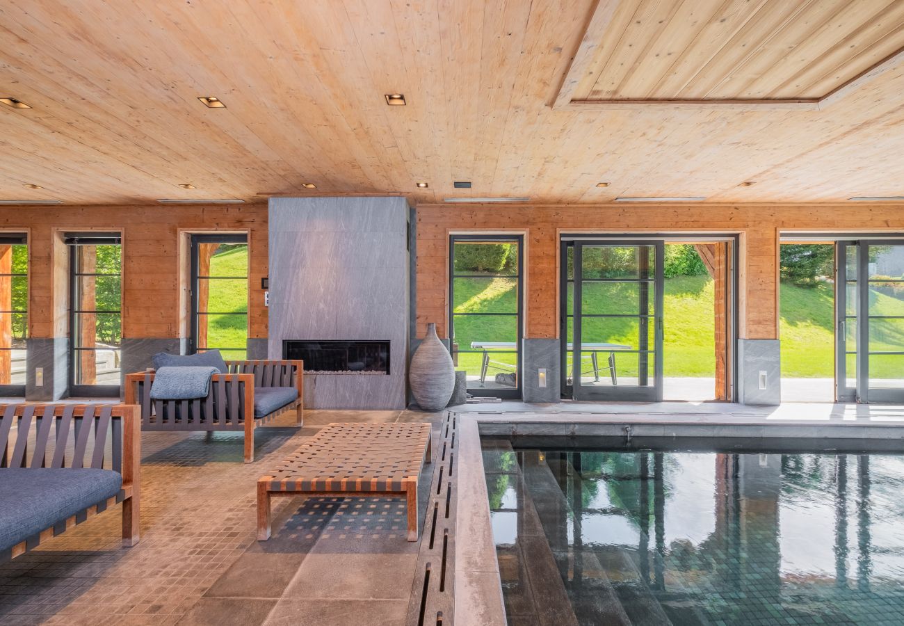 Chalet in Megève - WINTER MEGEVE __ Refuge des Étoiles, Piscine