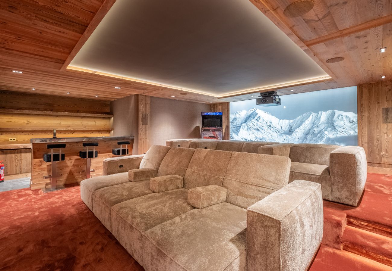 Chalet in Megève - WINTER MEGEVE __ Refuge des Étoiles, Piscine