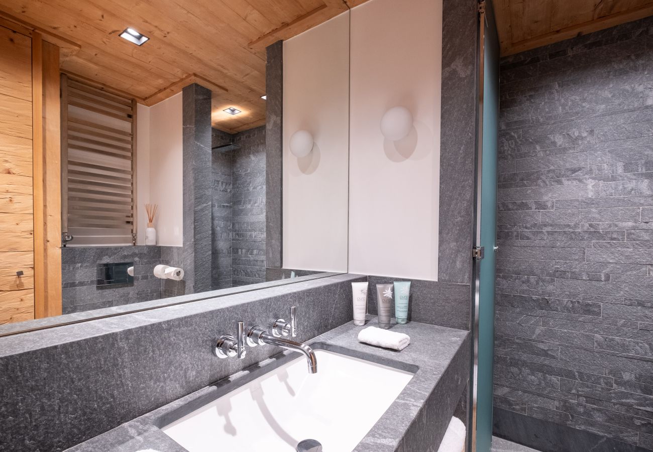 Chalet in Megève - WINTER MEGEVE __ Refuge des Étoiles, Piscine