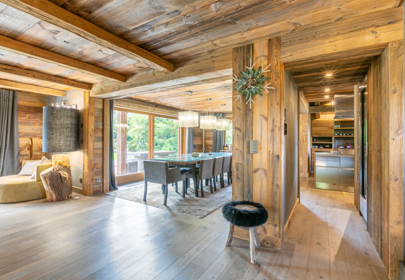 Chalet in Megève - Winter Megeve__ Chalet Majestic, Spa Privé