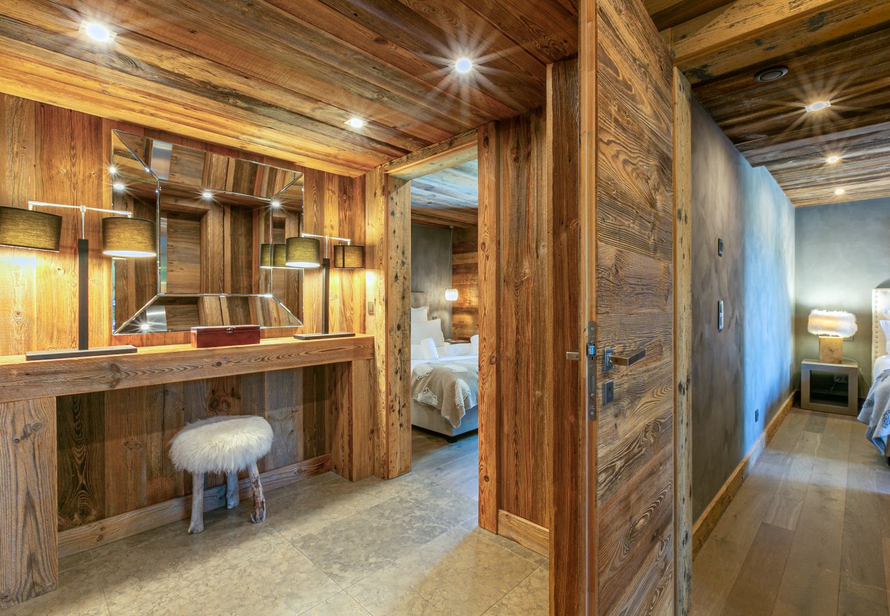 Chalet in Megève - Winter Megeve__ Chalet Majestic, Spa Privé