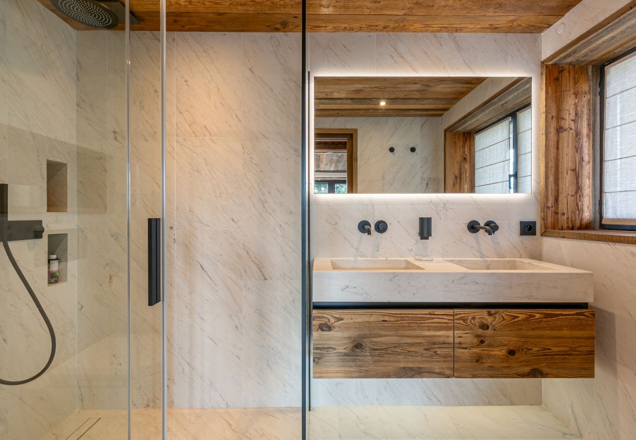 Chalet in Megève - Winter Megeve __ Chalet Altissima, Spa Privé