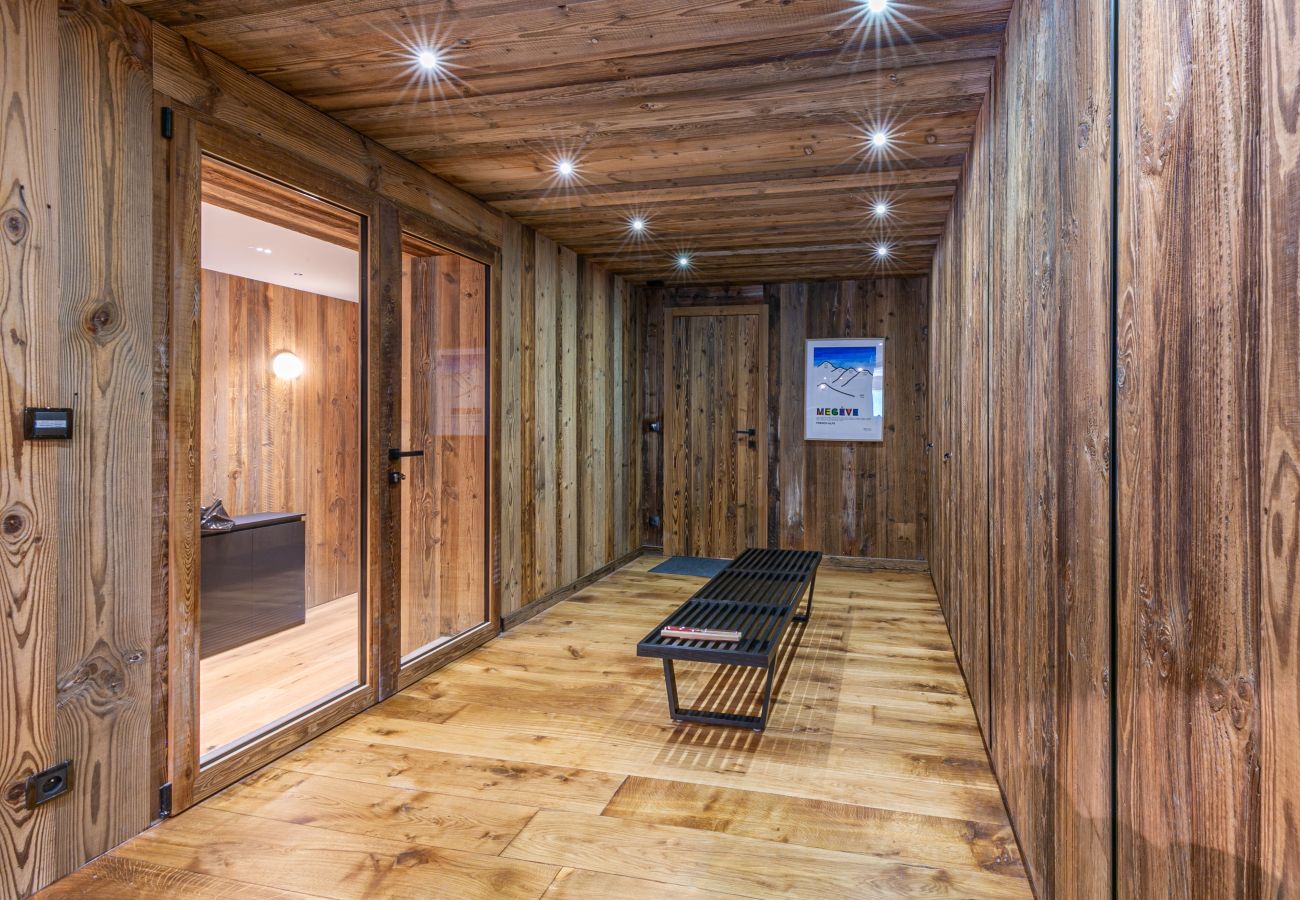 Chalet in Megève - Winter Megeve __ Chalet Altissima, Spa Privé