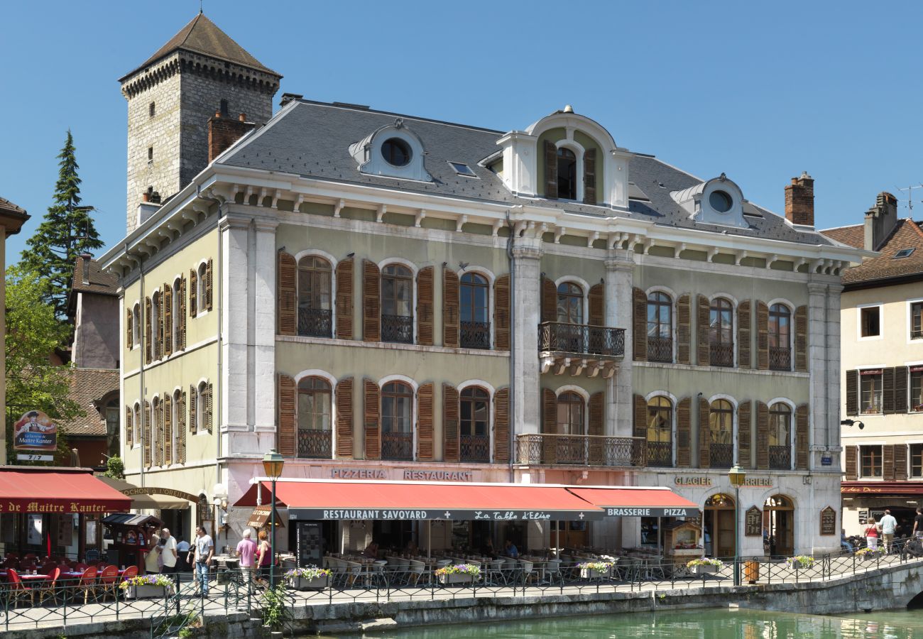 Apartment in Annecy - ANNECY - Le Loft Annécien 5★