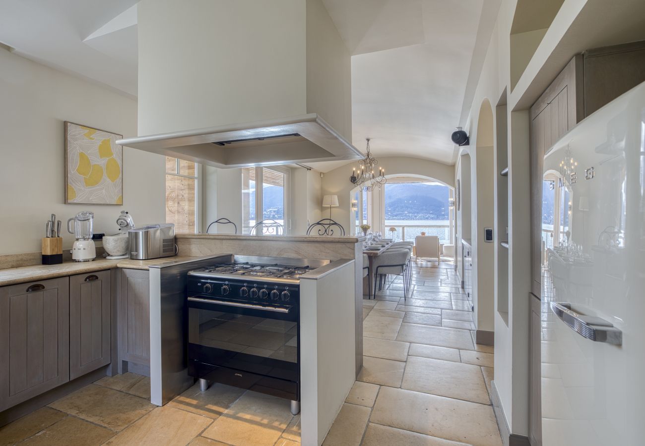 Villa in Veyrier-du-Lac - VEYRIER - Villa Collection, piscine, ponton privé,