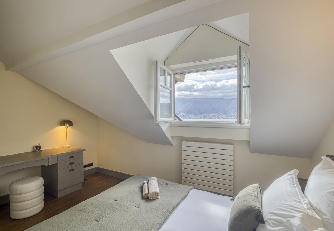 Villa in Veyrier-du-Lac - VEYRIER - Villa Collection, piscine, ponton privé,