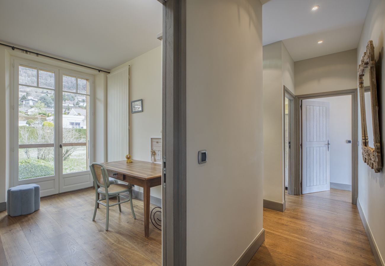 Villa in Veyrier-du-Lac - VEYRIER - Villa Collection, piscine, ponton privé,