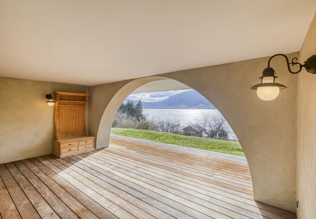 Villa in Veyrier-du-Lac - VEYRIER - Villa Collection, piscine, ponton privé,