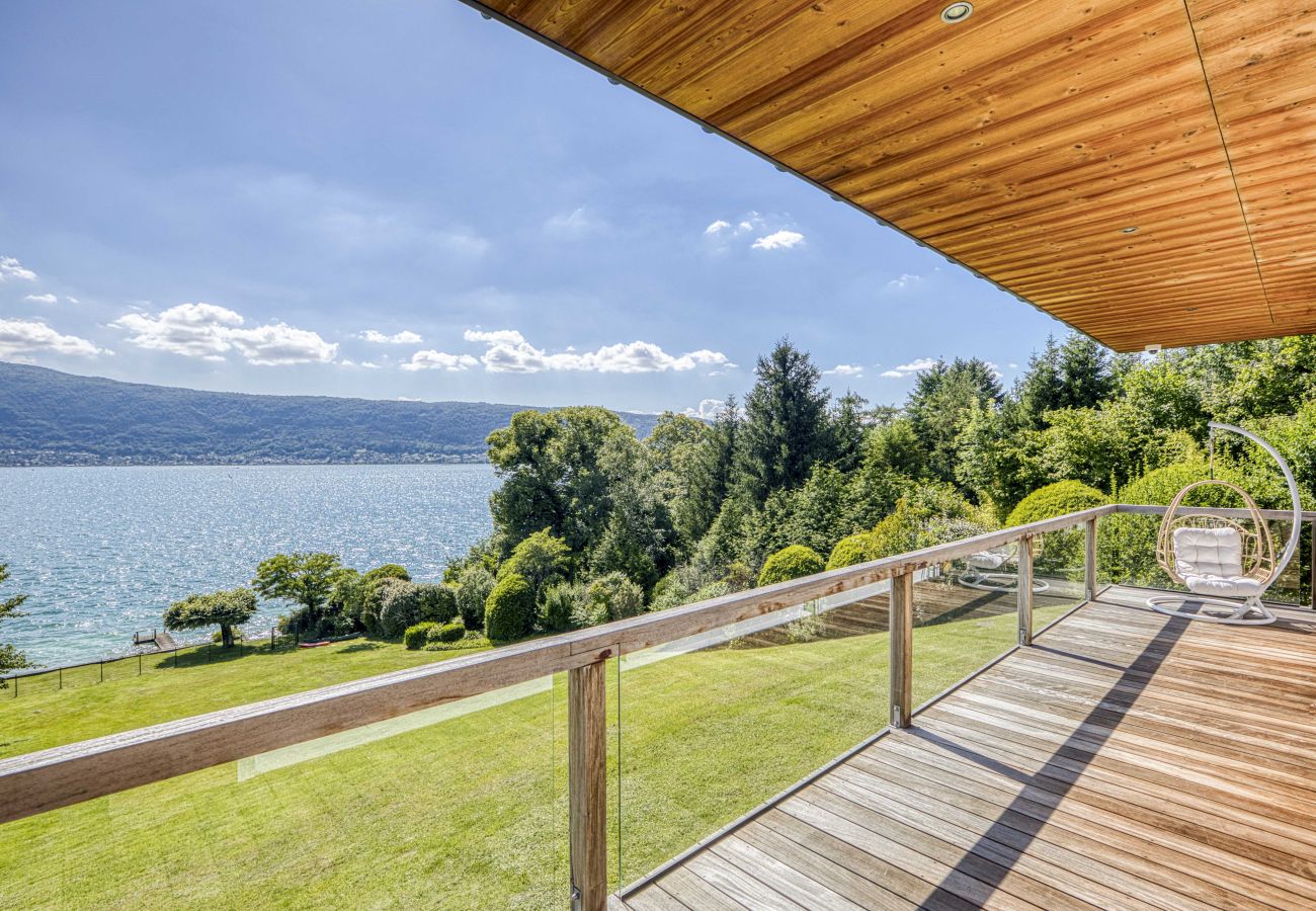 Villa in Veyrier-du-Lac - VEYRIER - Villa Collection, piscine, ponton privé,
