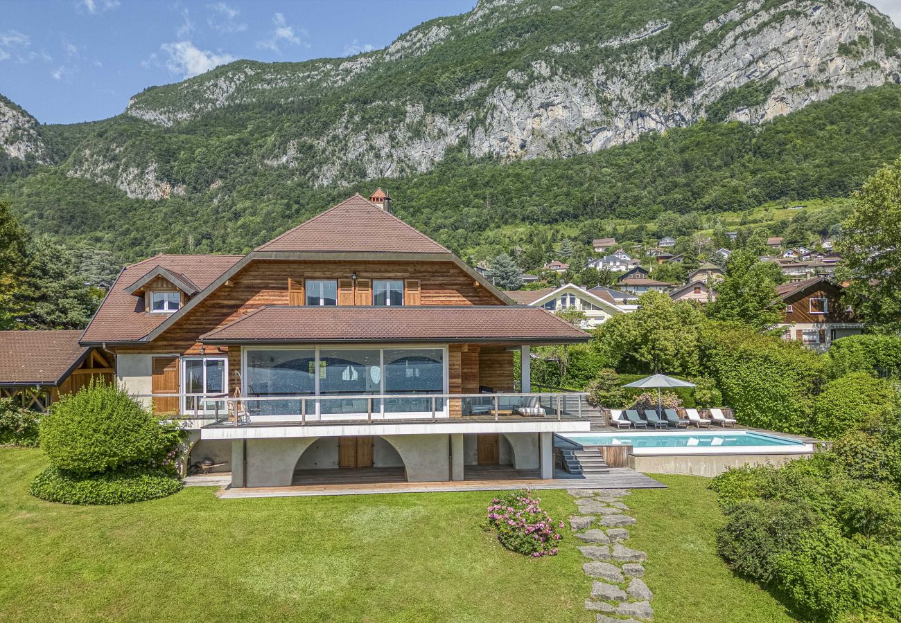 Villa in Veyrier-du-Lac - VEYRIER - Villa Collection, piscine, ponton privé,