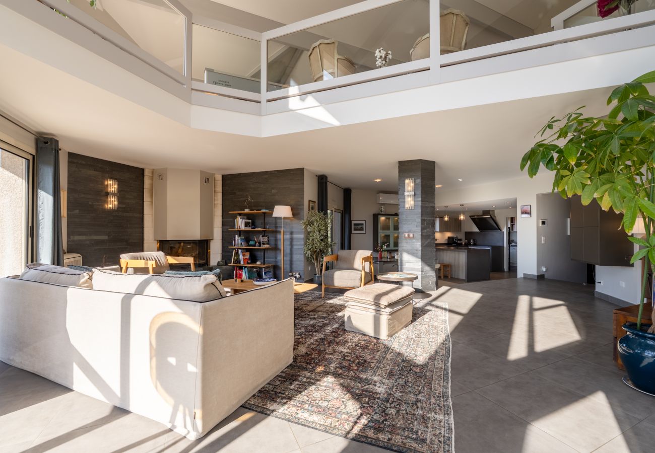 Villa in Annecy-le-Vieux - ANNECY LE VIEUX - Villa Lumina, piscine, 10p