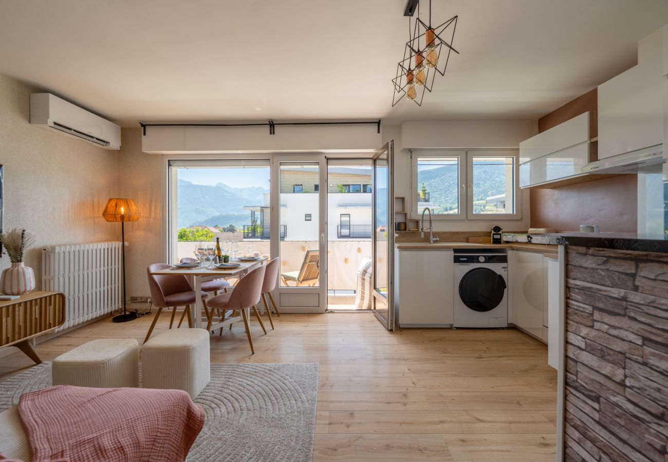 Apartment in Saint-Jorioz - SAINT-JORIOZ -  Le Balcon des Violettes