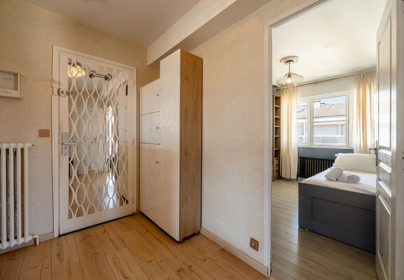 Apartment in Saint-Jorioz - SAINT-JORIOZ -  Le Balcon des Violettes
