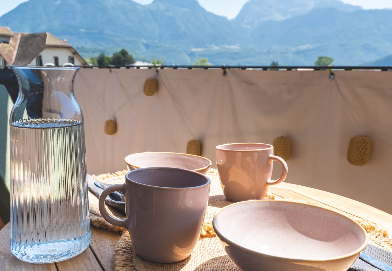 Apartment in Saint-Jorioz - SAINT-JORIOZ -  Le Balcon des Violettes